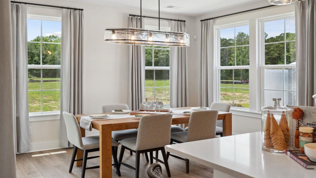 455 Cadbury Loop Photo 17