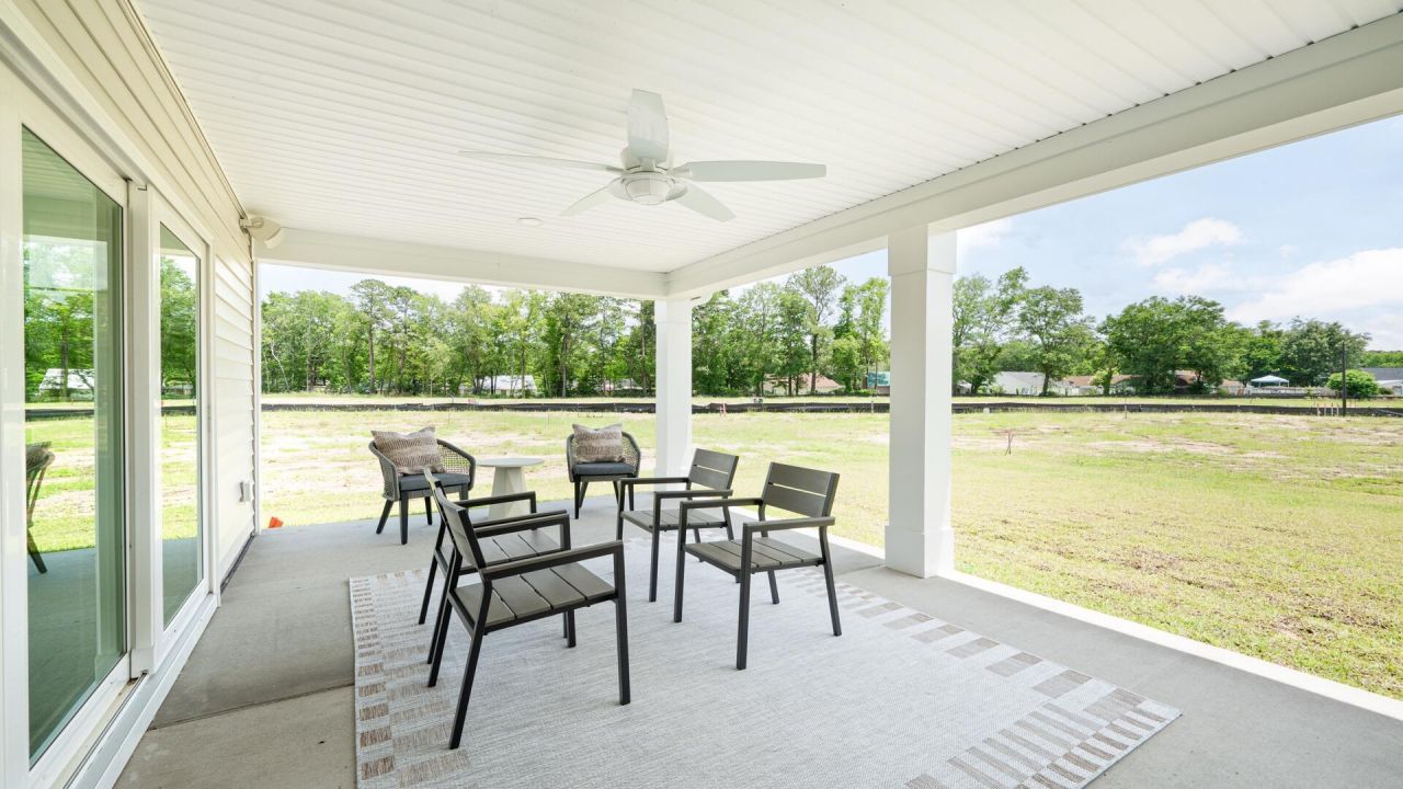 455 Cadbury Loop Photo 4