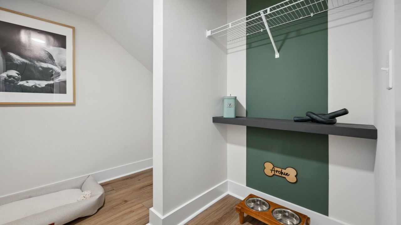 455 Cadbury Loop Photo 8