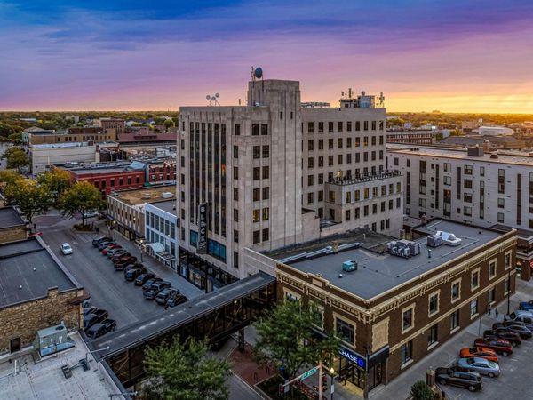 118 Broadway N, Unit 801, Fargo, ND 58102