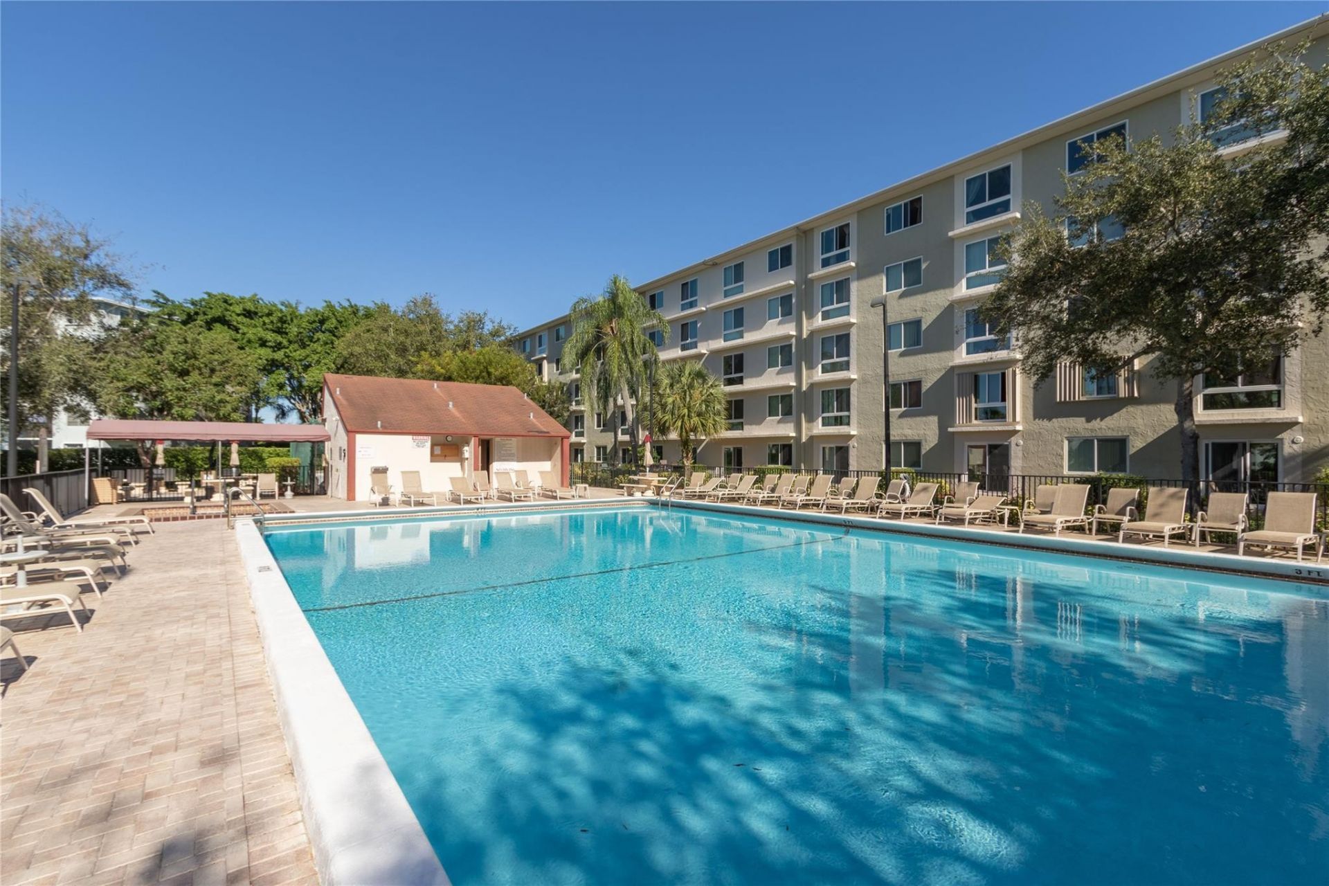 2108 S Cypress Bend Drive, Unit 504, Pompano Beach, FL 33069 Photo