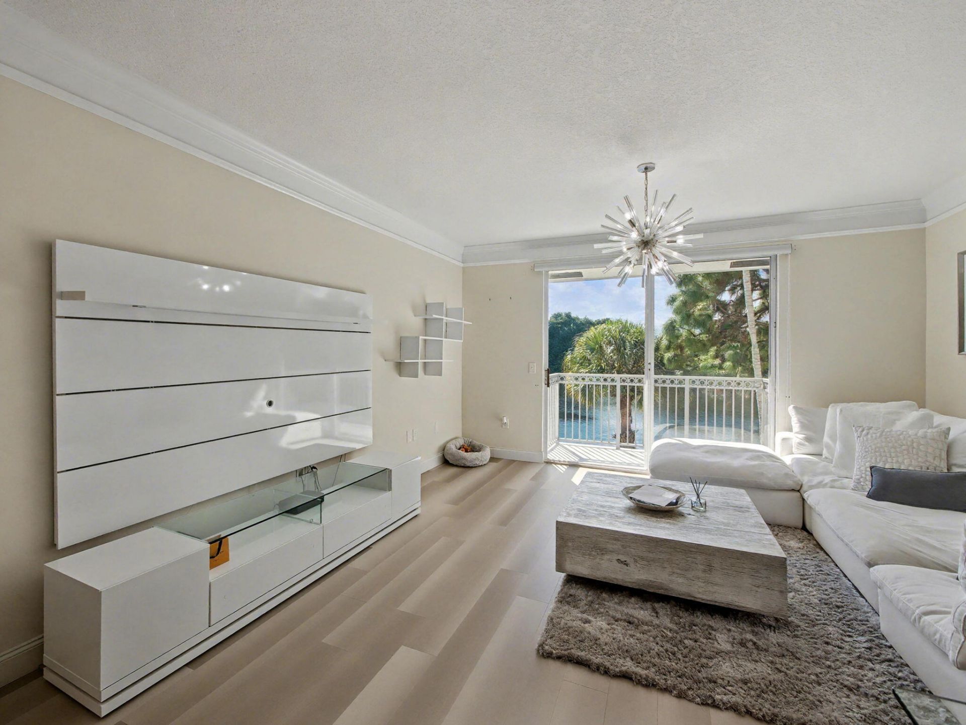 2046 Alta Meadows Lane, Unit 1904, Delray Beach, FL 33444 Photo