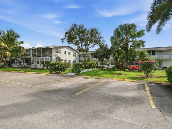 403 Sheffield Q, Unit 403, West Palm Beach, FL 33417