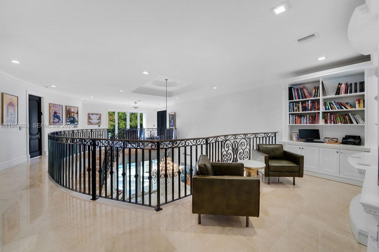 5002 SW 86th St, Miami, FL 33143 Photo