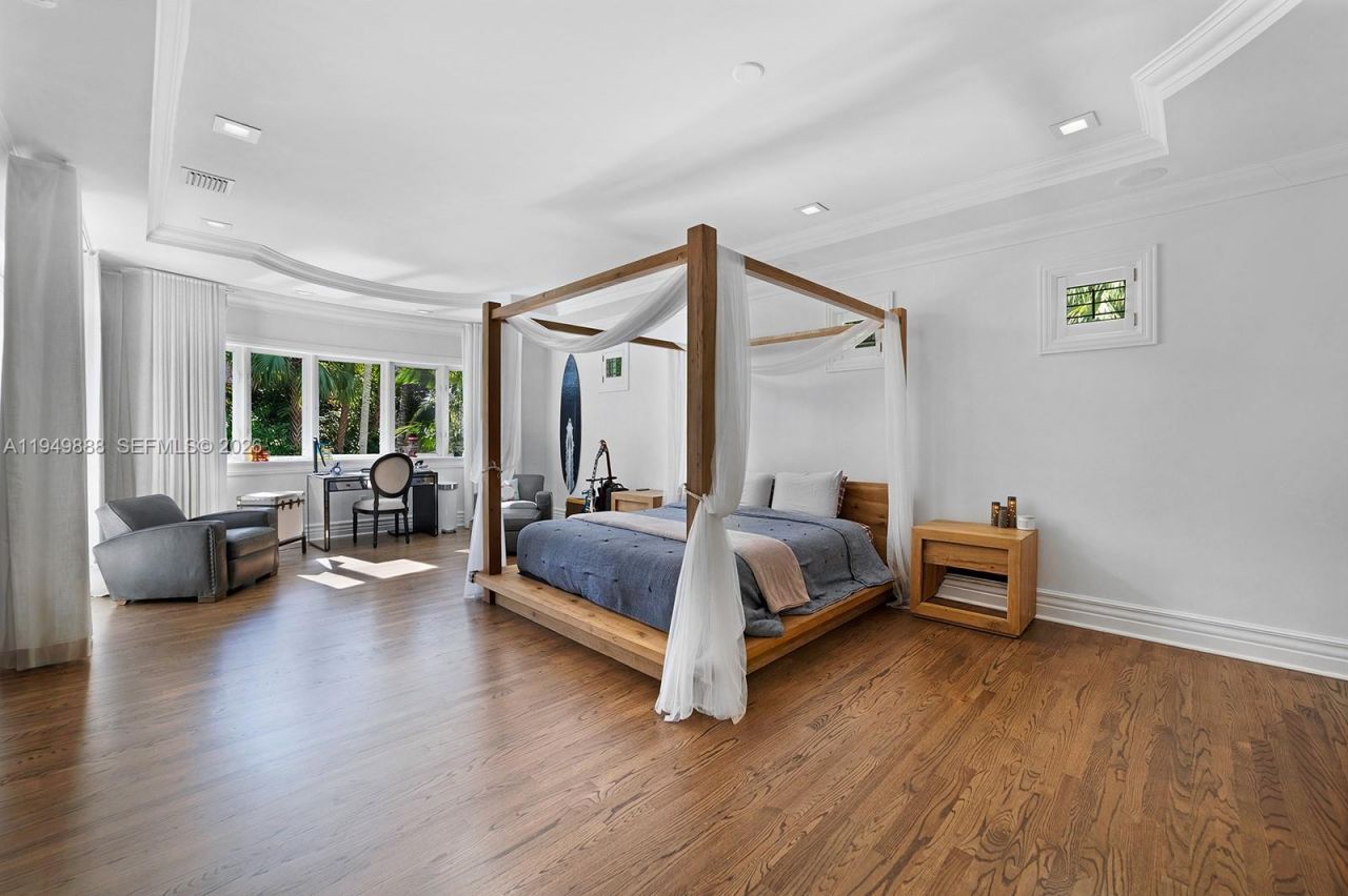 5002 SW 86th St, Miami, FL 33143 Photo