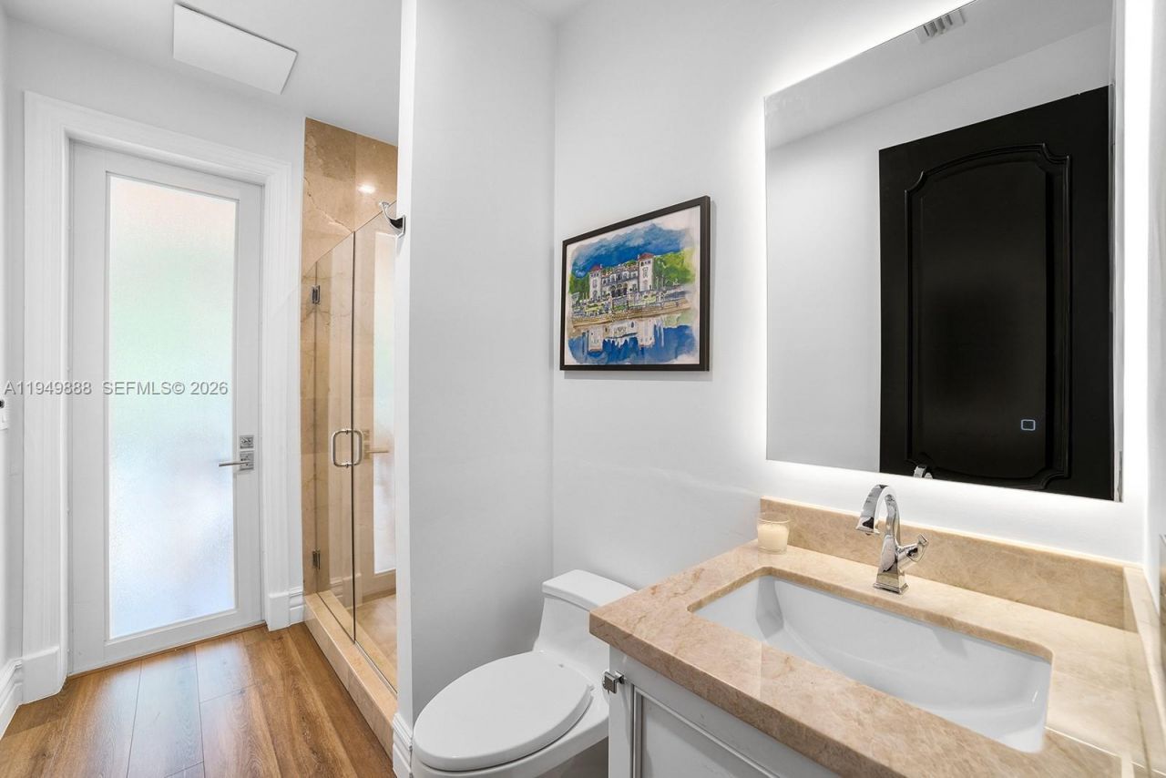 5002 SW 86th St, Miami, FL 33143 Photo