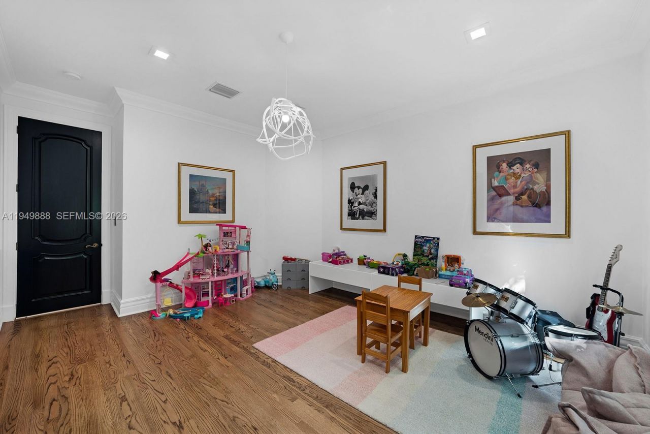 5002 SW 86th St, Miami, FL 33143 Photo