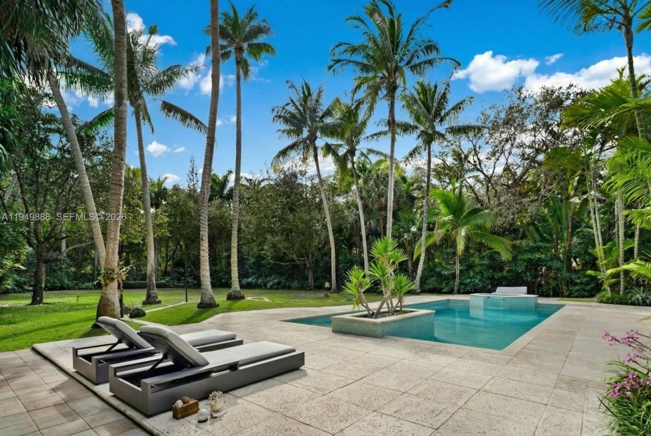 5002 SW 86th St, Miami, FL 33143 Photo