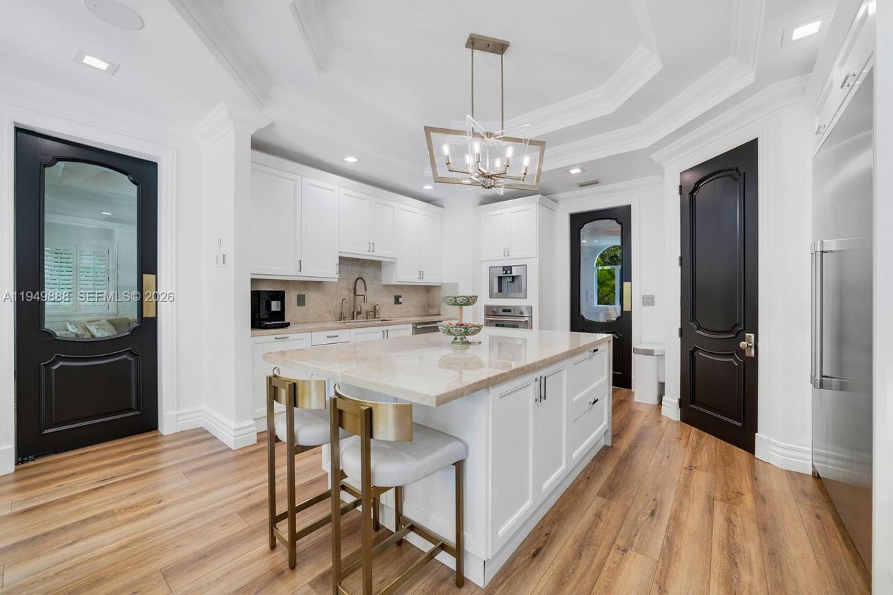 5002 SW 86th St, Miami, FL 33143 Photo