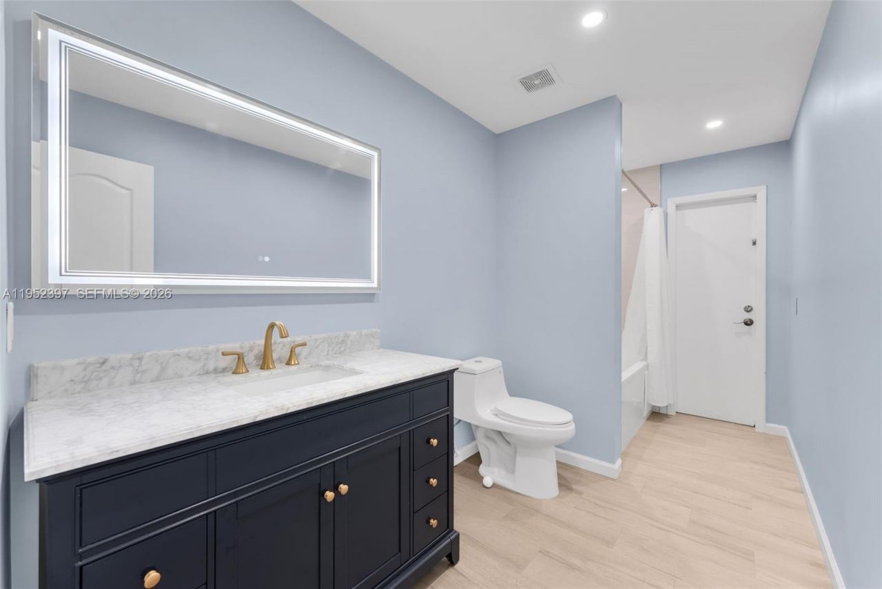 13210 SW 21st St, Miami, FL 33175 Photo