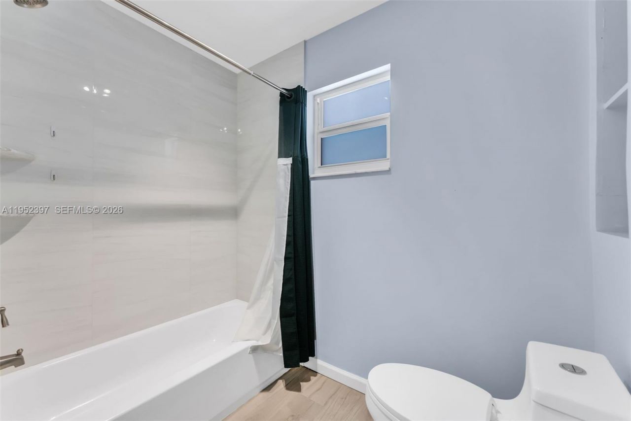 13210 SW 21st St, Miami, FL 33175 Photo