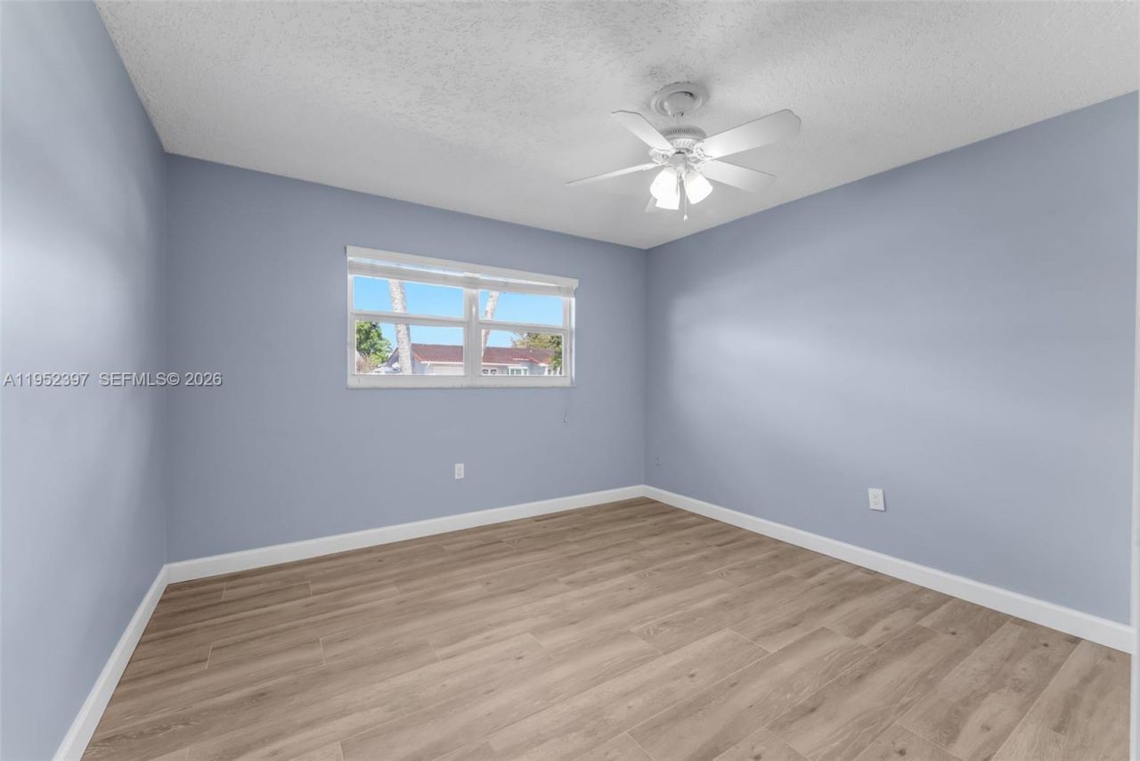 13210 SW 21st St, Miami, FL 33175 Photo