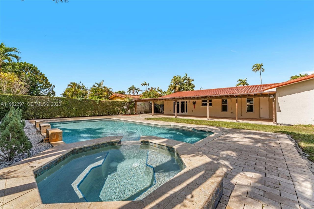 13210 SW 21st St, Miami, FL 33175 Photo