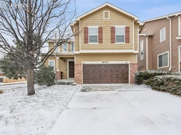 7704 Autumn Leaf Way, Colorado Springs, CO 80922