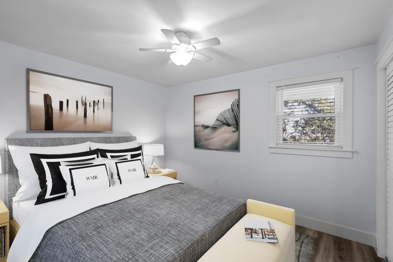 404 Saint Charles Court Court Photo 10