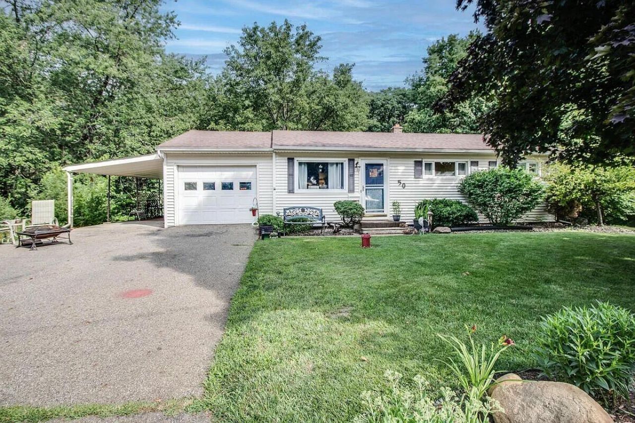 50 Wellworth Avenue, Battle Creek, MI 49037 Main Photo