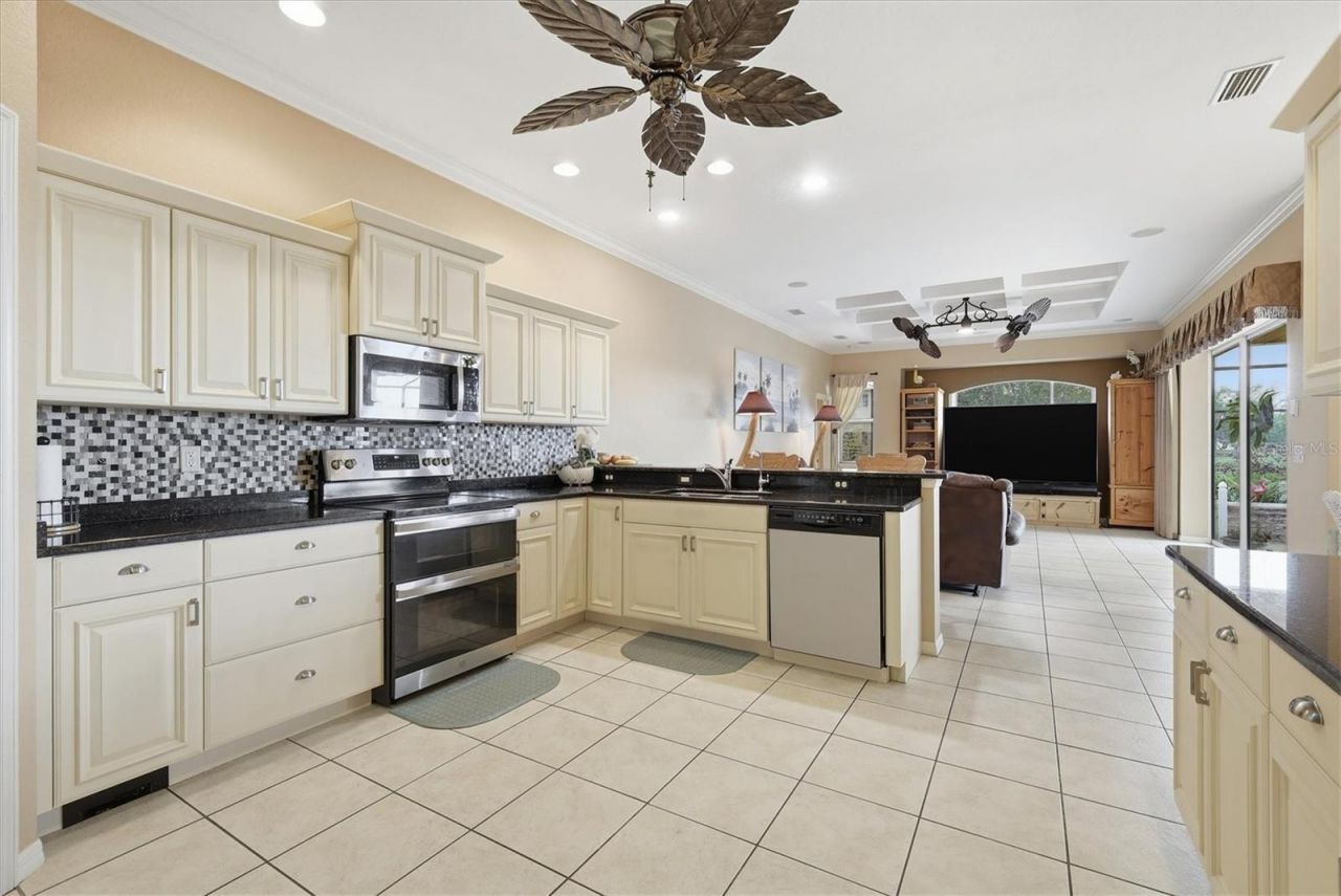 6151 9th Avenue Circle Ne, Bradenton, FL 34212 Photo