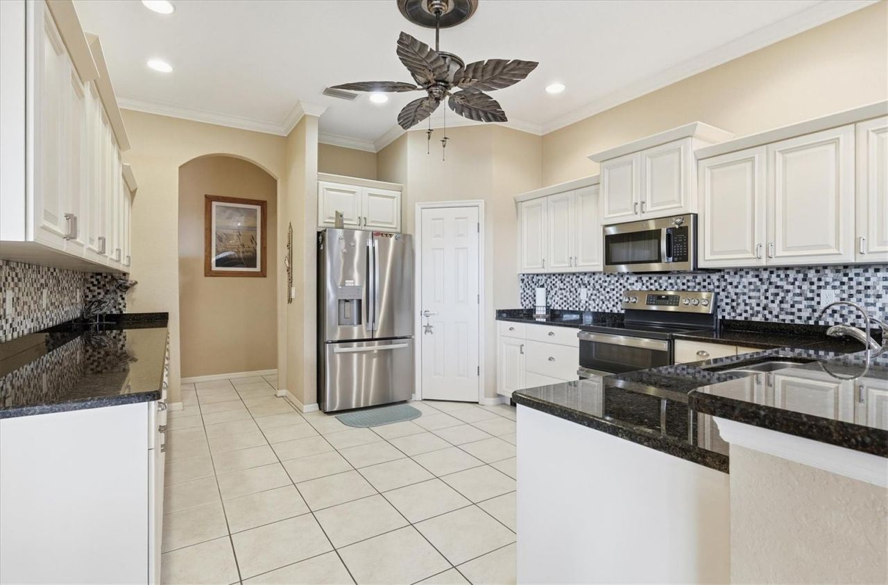 6151 9th Avenue Circle Ne, Bradenton, FL 34212 Photo