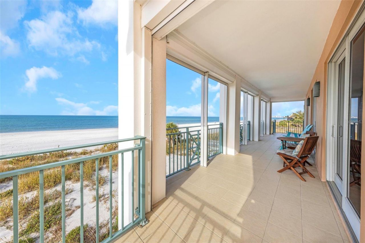 12200 1st Street W, Unit 202, Treasure Island, FL 33706 Photo