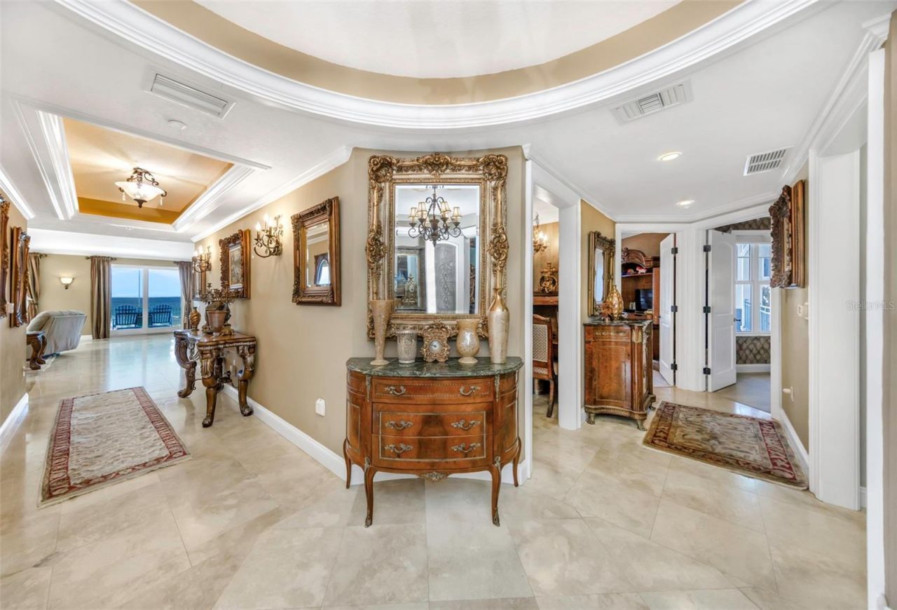 12200 1st Street W, Unit 202, Treasure Island, FL 33706 Photo