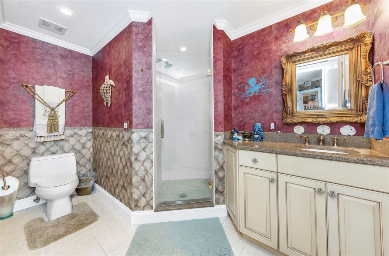 12200 1st Street W, Unit 202, Treasure Island, FL 33706 Photo