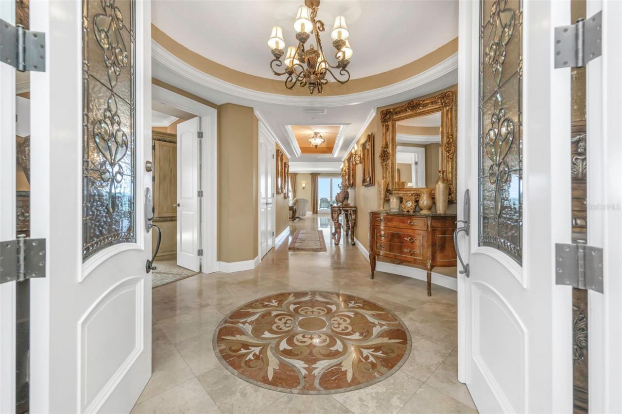 12200 1st Street W, Unit 202, Treasure Island, FL 33706 Photo