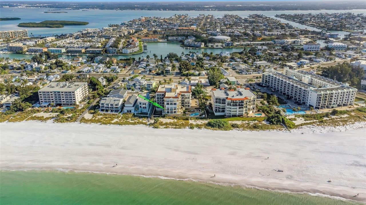 12200 1st Street W, Unit 202, Treasure Island, FL 33706 Photo