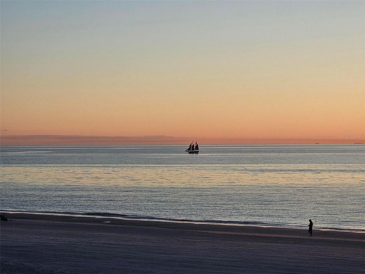 12200 1st Street W, Unit 202, Treasure Island, FL 33706 Photo