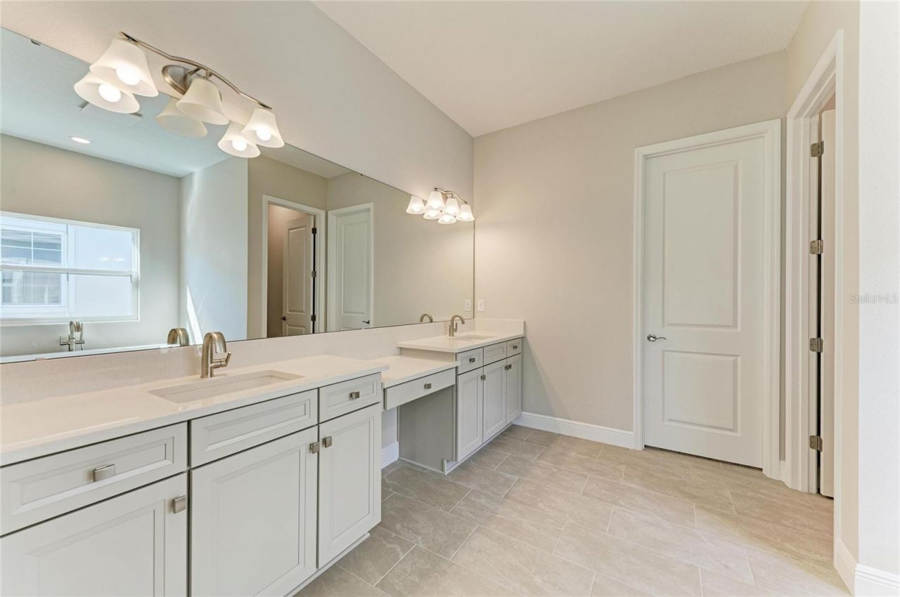 4328 Springhouse Circle, Lakewood Ranch, FL 34211 Photo