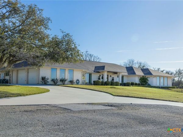 197 Live Oak Cemetery Road , Killeen, TX 76542