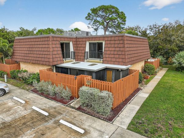 5612 SE Riverboat Drive, Unit 104, Stuart, FL 34997