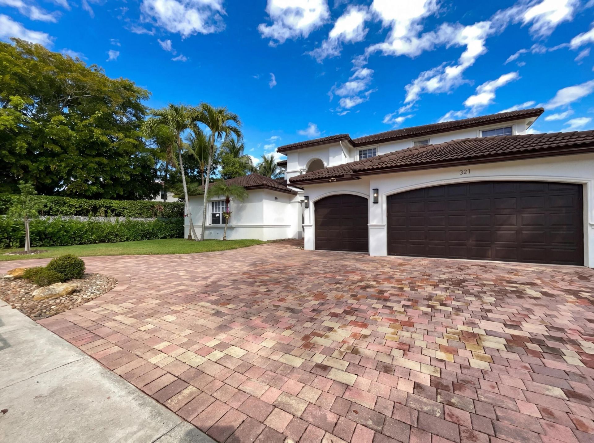 321 SW 159th Drive, Pembroke Pines, FL 33027 Photo