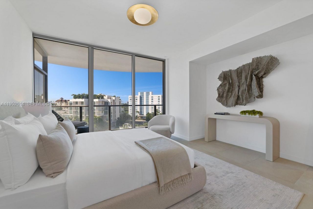 1135 103rd St, Unit 701, Bay Harbor Islands, FL 33154 Photo