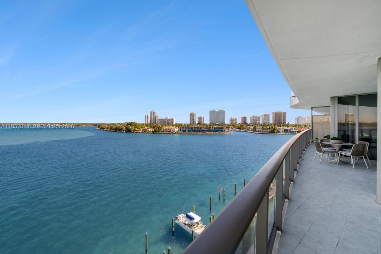 1135 103rd St, Unit 701, Bay Harbor Islands, FL 33154 Photo
