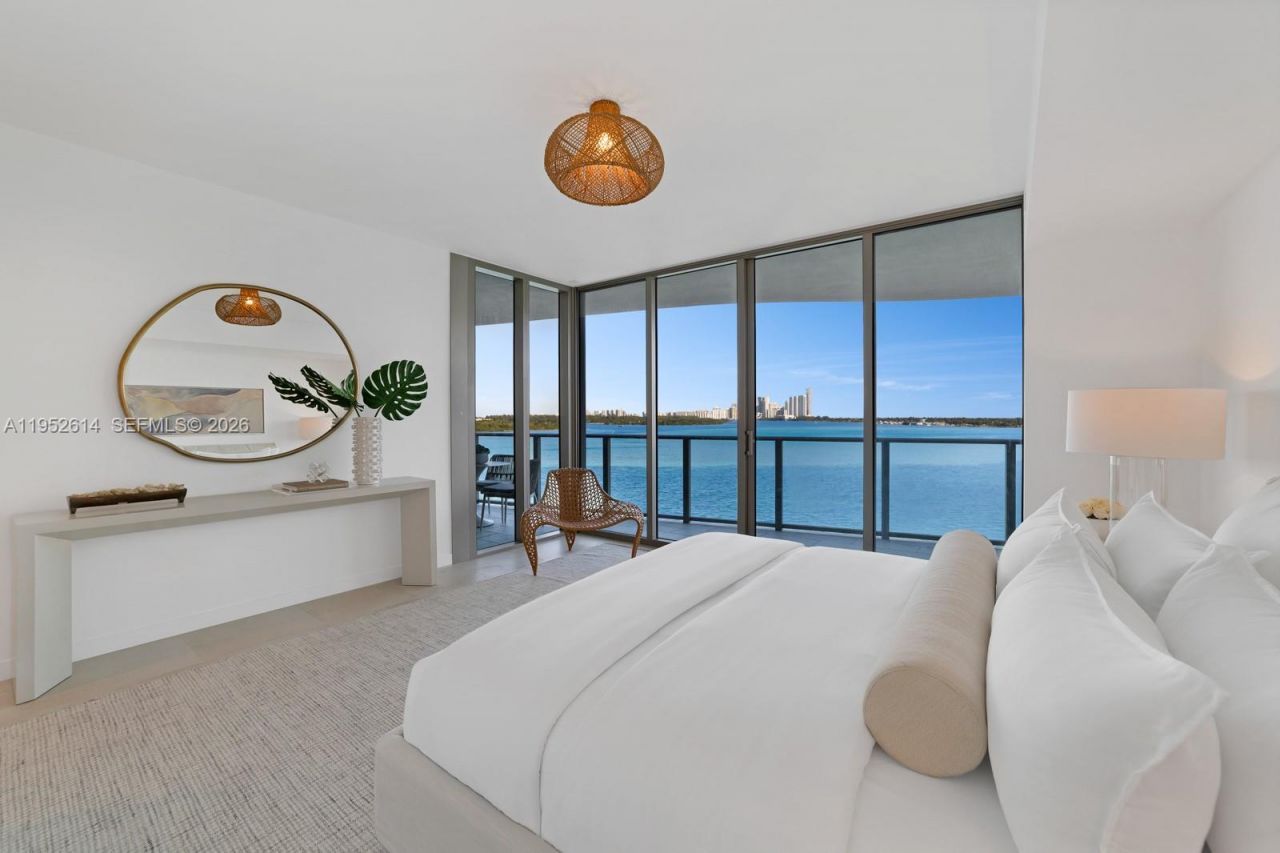 1135 103rd St, Unit 701, Bay Harbor Islands, FL 33154 Photo