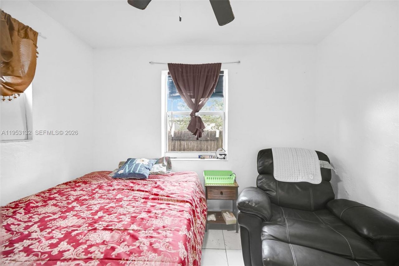 6629 Sheridan St , Hollywood, FL 33024 Photo