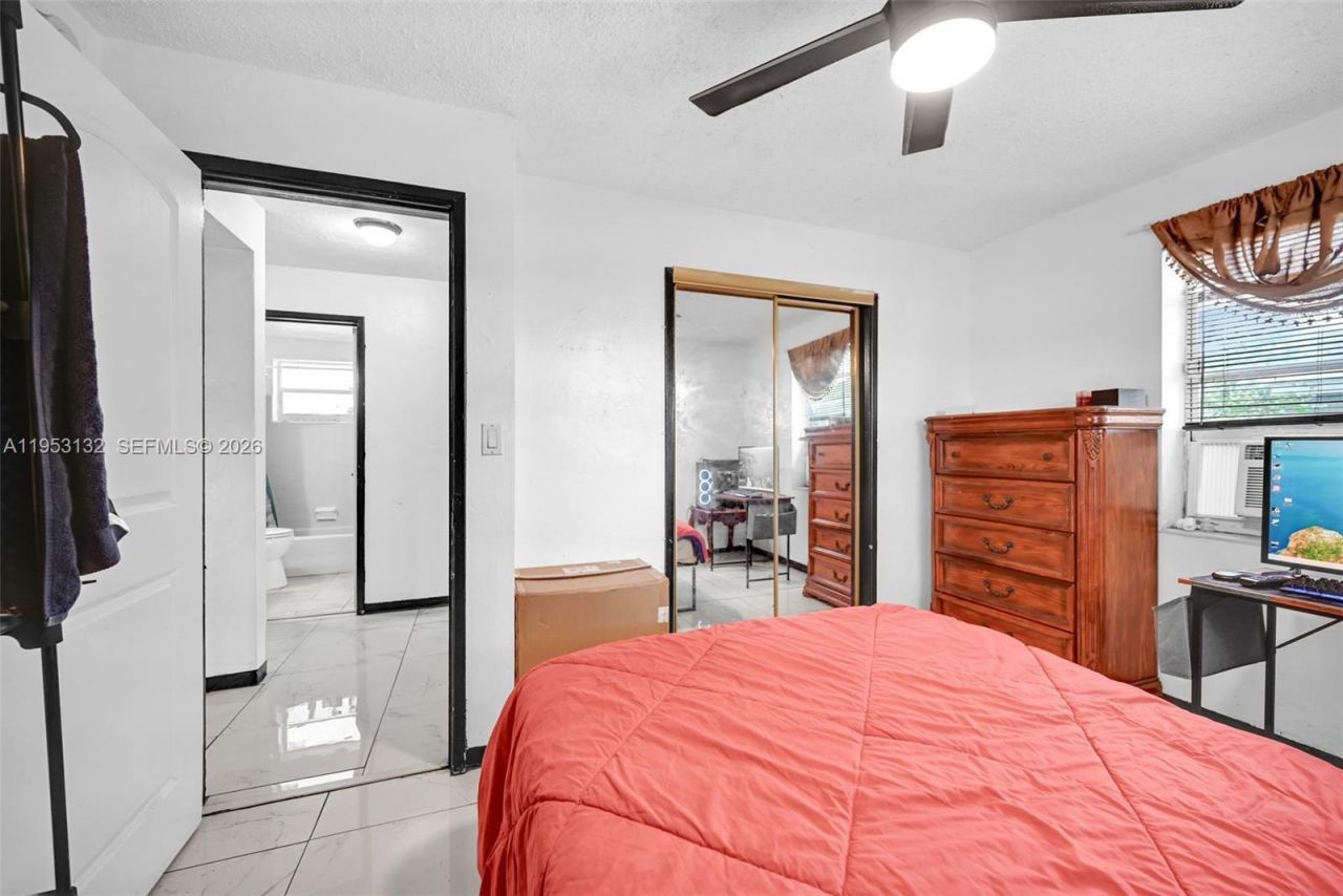 6629 Sheridan St , Hollywood, FL 33024 Photo