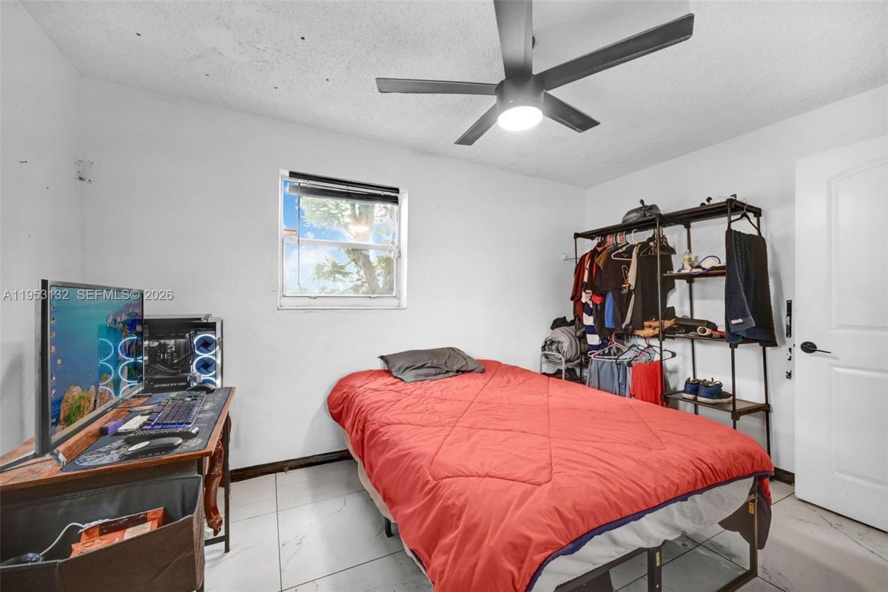 6629 Sheridan St , Hollywood, FL 33024 Photo