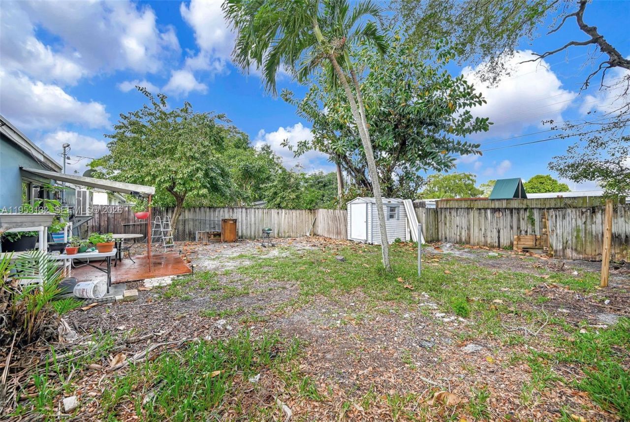 6629 Sheridan St , Hollywood, FL 33024 Photo