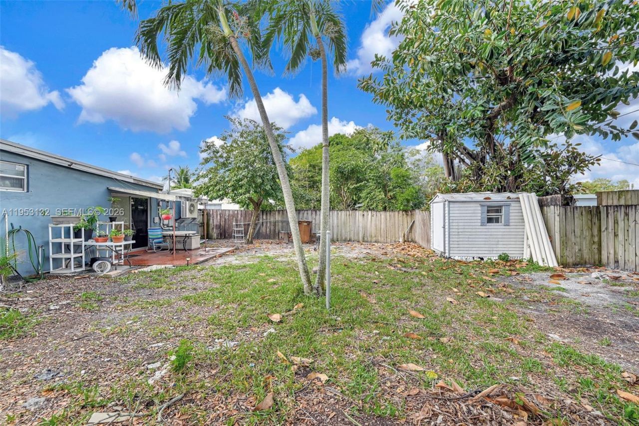 6629 Sheridan St , Hollywood, FL 33024 Photo