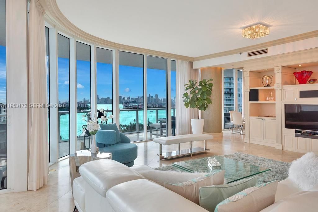 100 S Pointe Dr, Unit 1504, Miami Beach, FL 33139 Photo