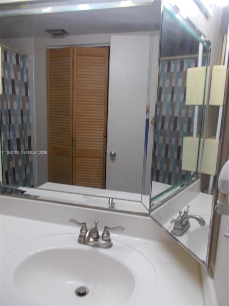 1400 SW 124th Ter, Unit 111Q, Pembroke Pines, FL 33027 Photo