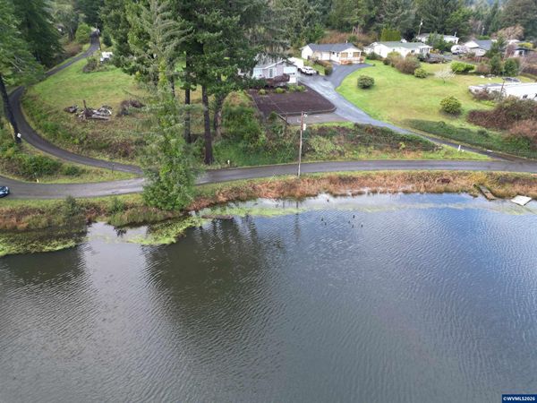 1200 SE Nelson Wayside Dr, Waldport, OR 97394
