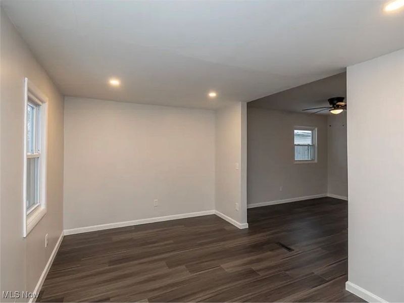 828 S Logan Street, Elyria, OH 44035 Photo 7