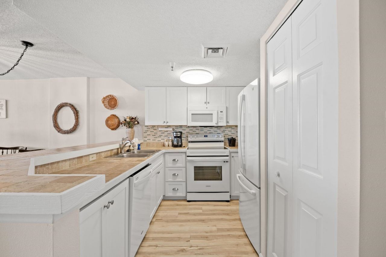 5308 N Ocean Blvd. Photo 14