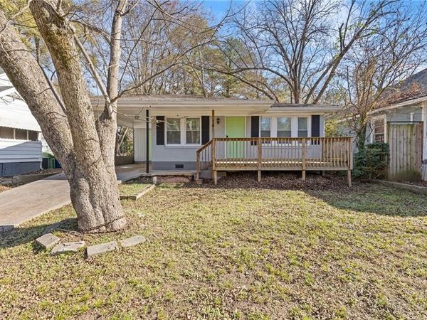 433 W Lake Avenue NW, Atlanta, GA 30318