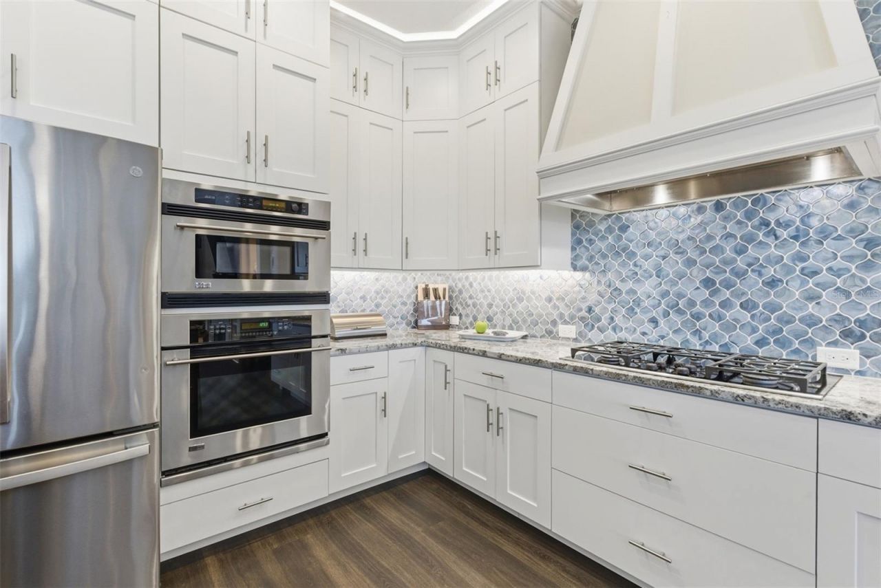 120 12th Avenue E, Palmetto, FL 34221 Photo