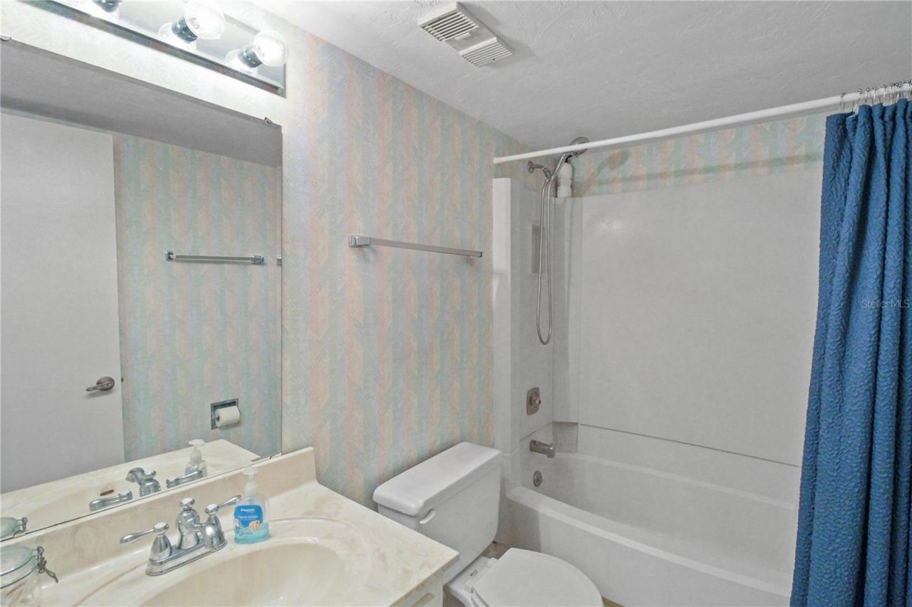 1640 Juno Trail, Unit 204C, Astor, FL 32102 Photo