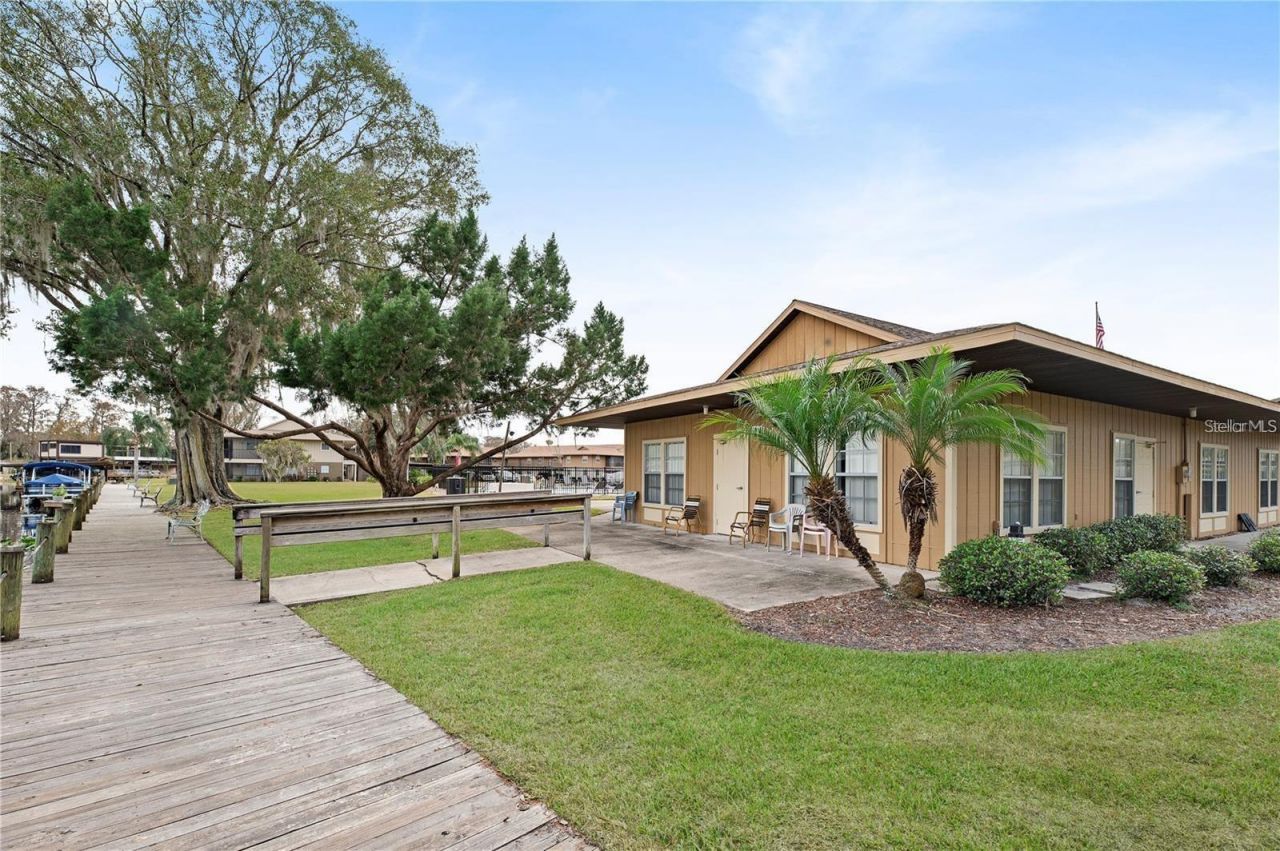 1640 Juno Trail, Unit 204C, Astor, FL 32102 Photo