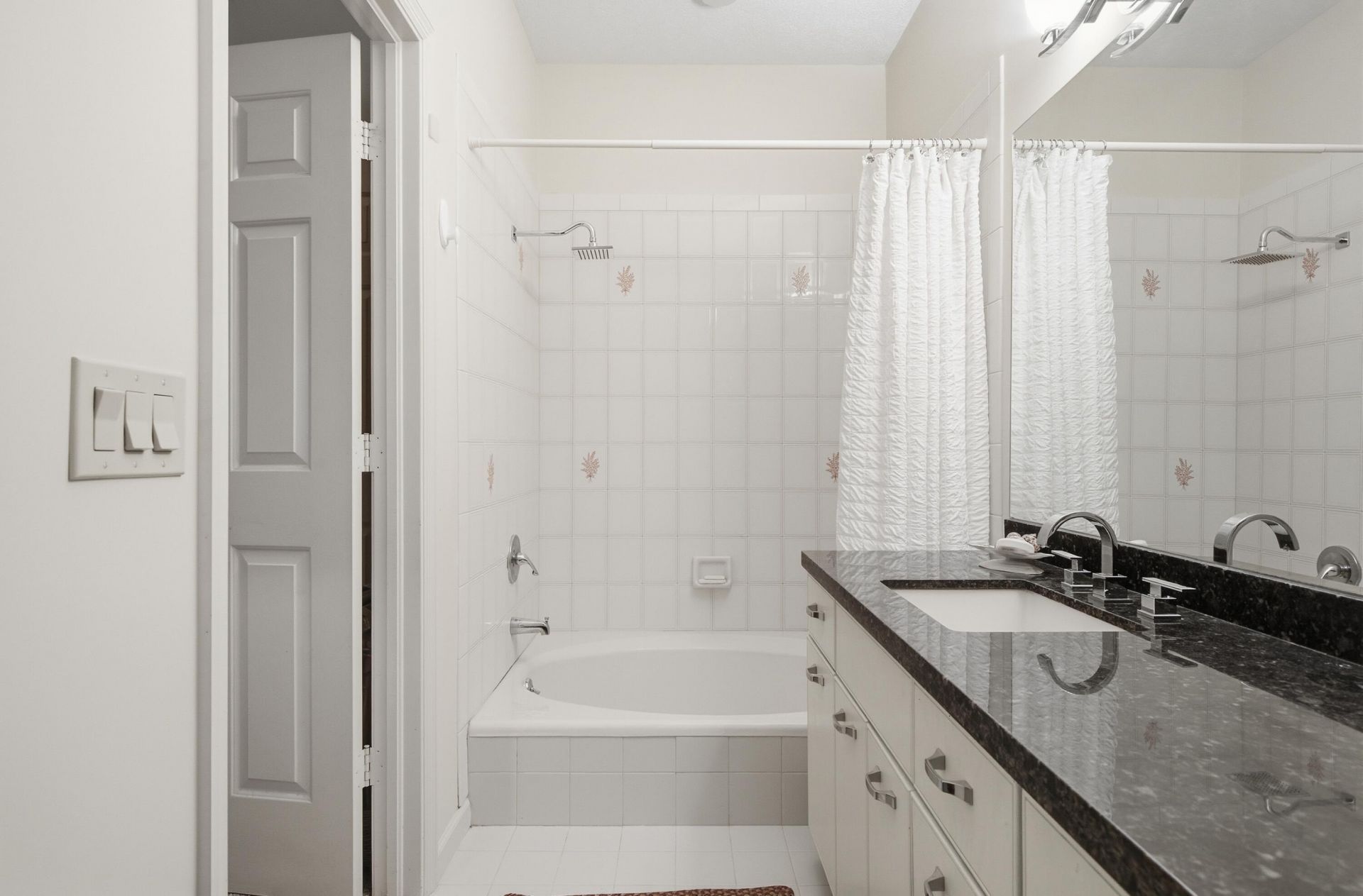 5711 SE Winged Foot Drive, Stuart, FL 34997 Photo